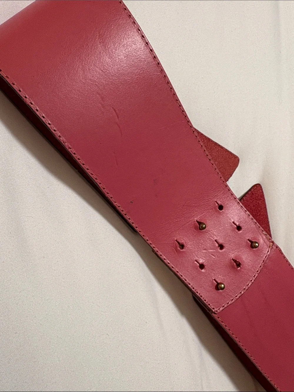 Italian Women’s Pink Crocodile-Accent Wide Belt 🇮🇹